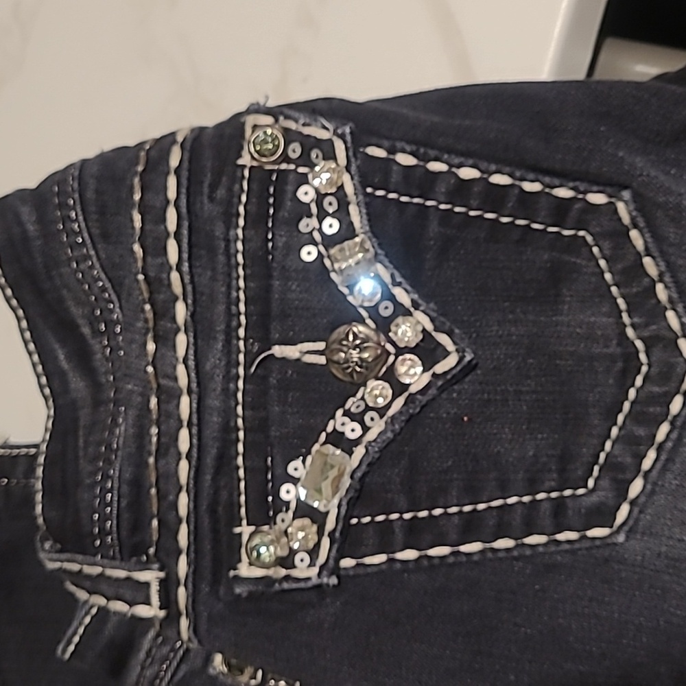 Miss Me  Jeans with White Stitching and Rhinestones Dark Blue Or Black Sz 24 - Picture 3 of 12
